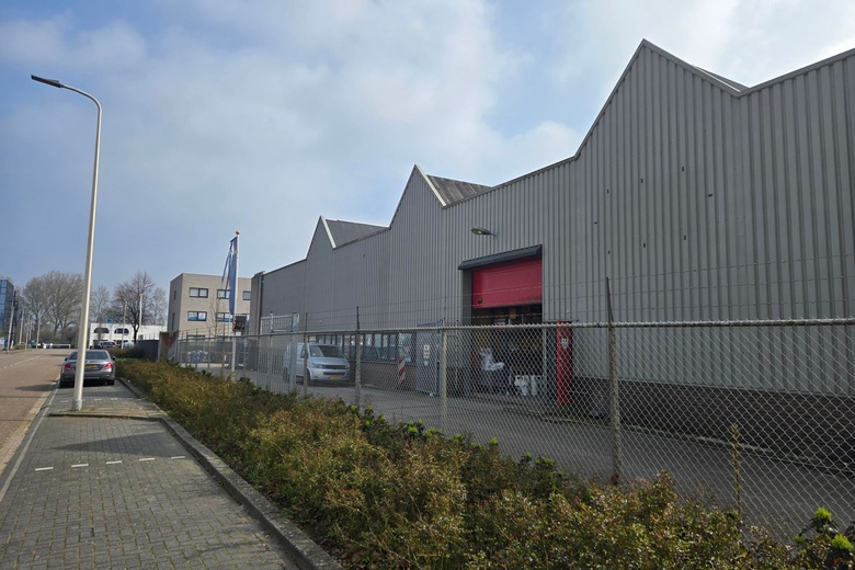 BedrijfsruimteaanEssebaan 43<br/> inCapelle aan den IJssel