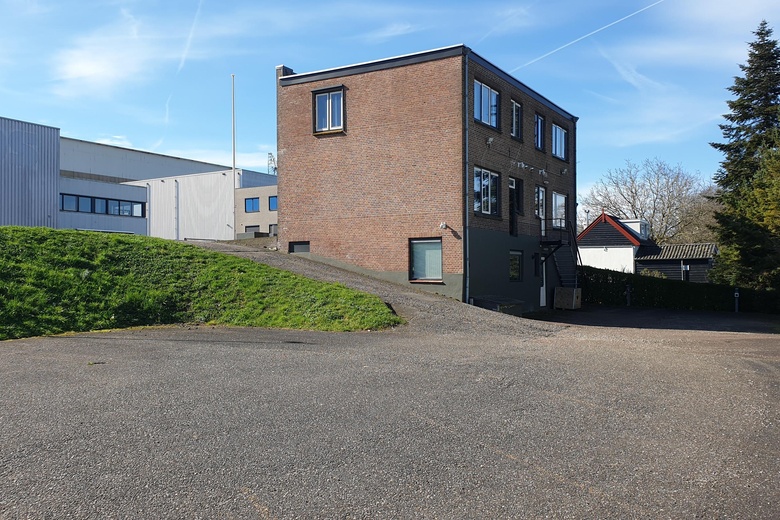 KantoorruimteaanRivierdijk 551<br/> inHardinxveld-Giessendam