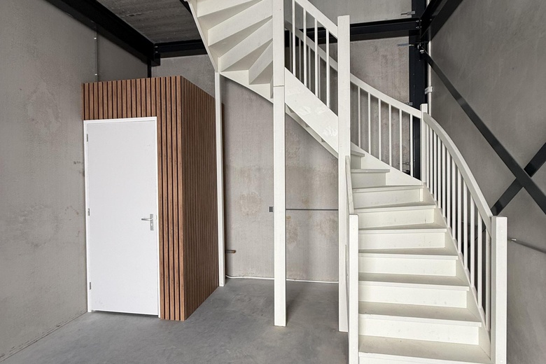 BedrijfsruimteaanHogeweyselaan 201 S<br/> inWeesp