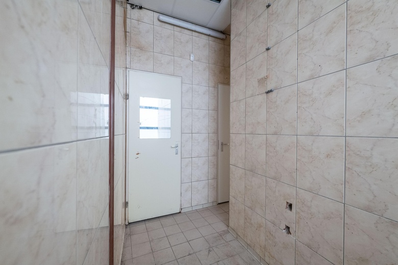 WinkelruimteaanMr P J Oudweg 38<br/> inZuidland