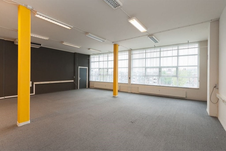 KantoorruimteaanPiekstraat 35<br/> inRotterdam KantoorruimteaanPiekstraat 35<br/> inRotterdam