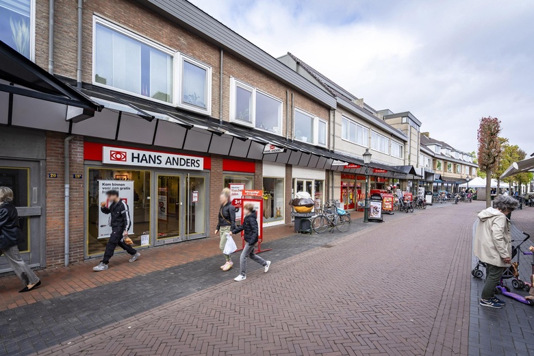 WinkelruimteaanLindenlaan 18 a<br/> inHuizen WinkelruimteaanLindenlaan 18 a<br/> inHuizen