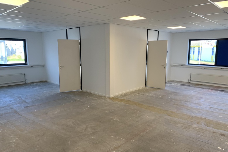 BedrijfsruimteaanRonde Tocht 32<br/> inZaandam BedrijfsruimteaanRonde Tocht 32<br/> inZaandam