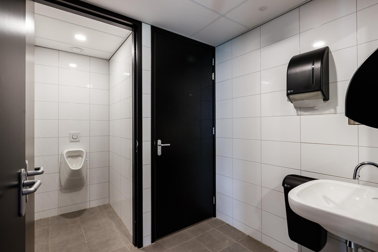 BedrijfsruimteaanDefensiedok 5<br/> inNieuwegein BedrijfsruimteaanDefensiedok 5<br/> inNieuwegein