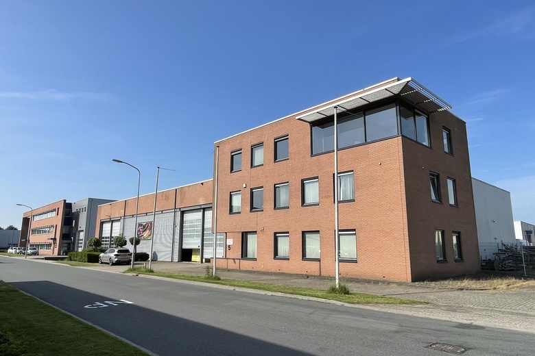 BedrijfsruimteaanBuskesdries 5<br/> inAndelst BedrijfsruimteaanBuskesdries 5<br/> inAndelst