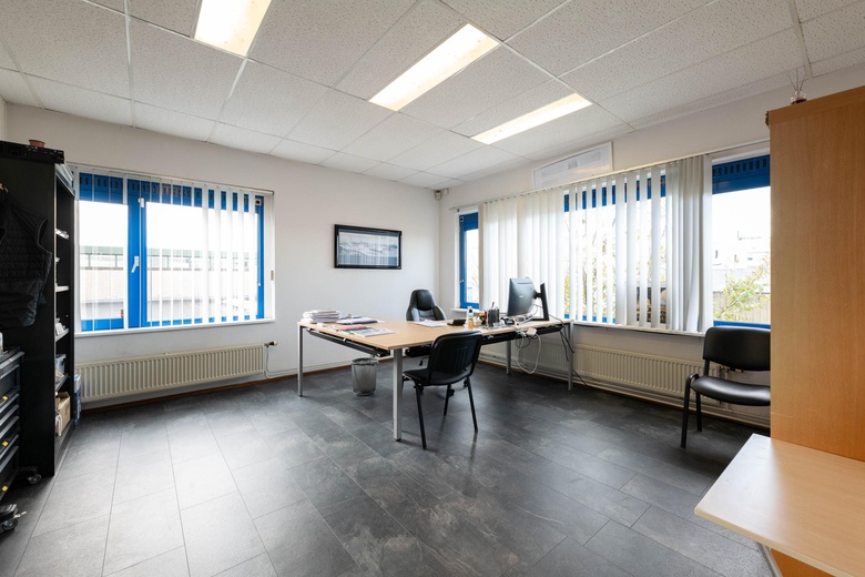 BedrijfsruimteaanNachtschadestraat 16<br/> inRotterdam