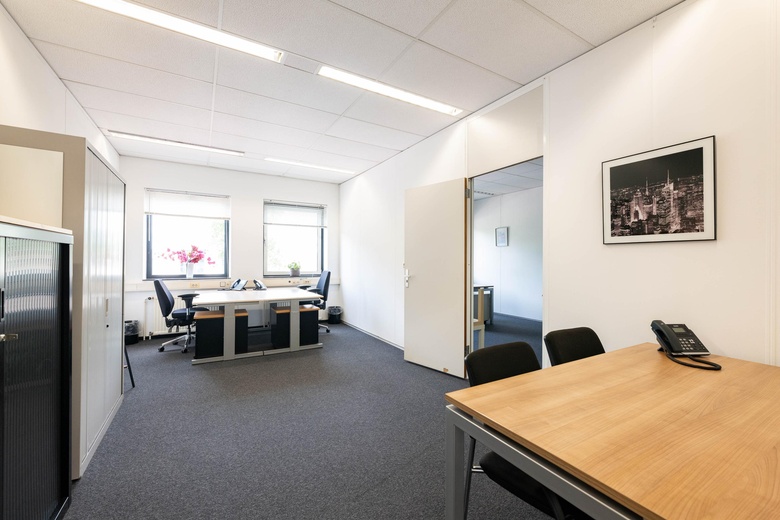 Bekijk foto 1 van Corkstraat 46