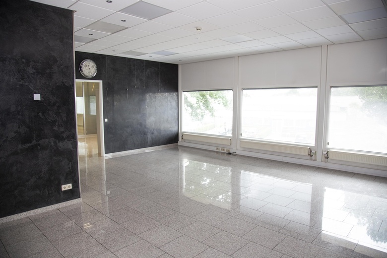 BedrijfsruimteaanEdisonstraat 27<br/> inTiel