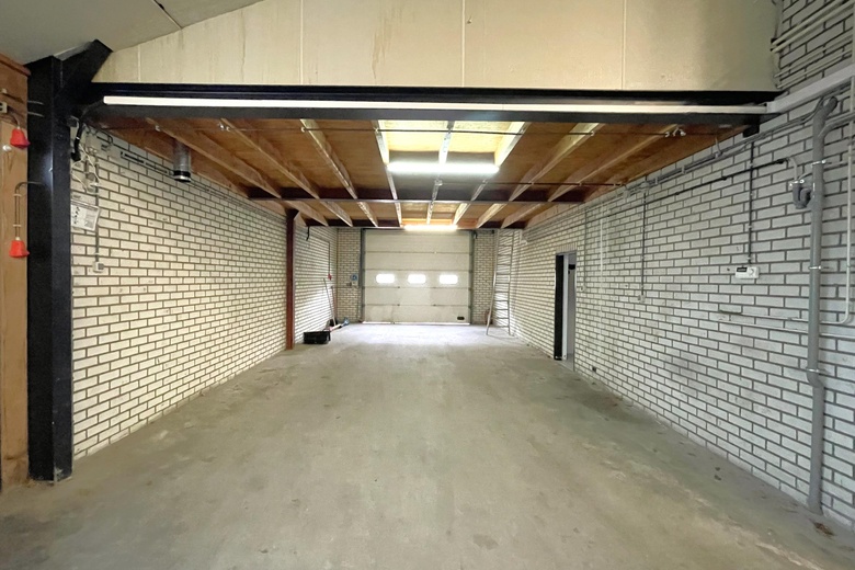 BedrijfsruimteaanVeldzichtweg 10<br/> inErmelo