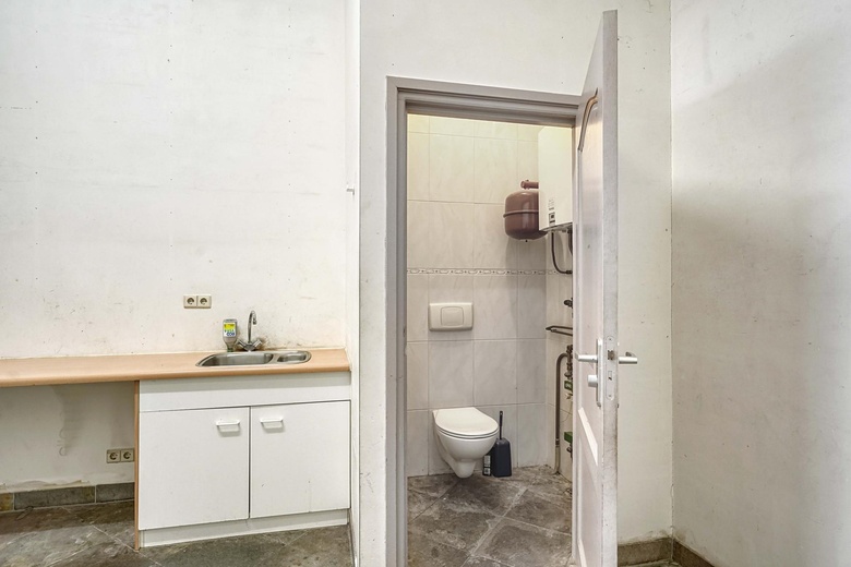 WinkelruimteaanNieuwe Rijn 33<br/> inLeiden