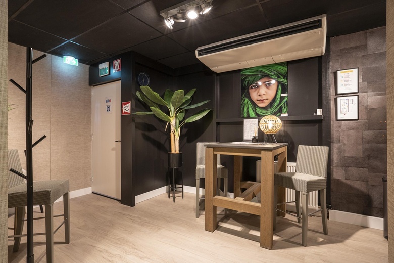 KantoorruimteaanRaadhuisplein 2<br/> inArkel