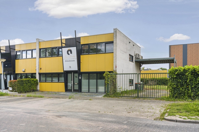 BedrijfsruimteaanOperetteweg 74<br/> inAlmere