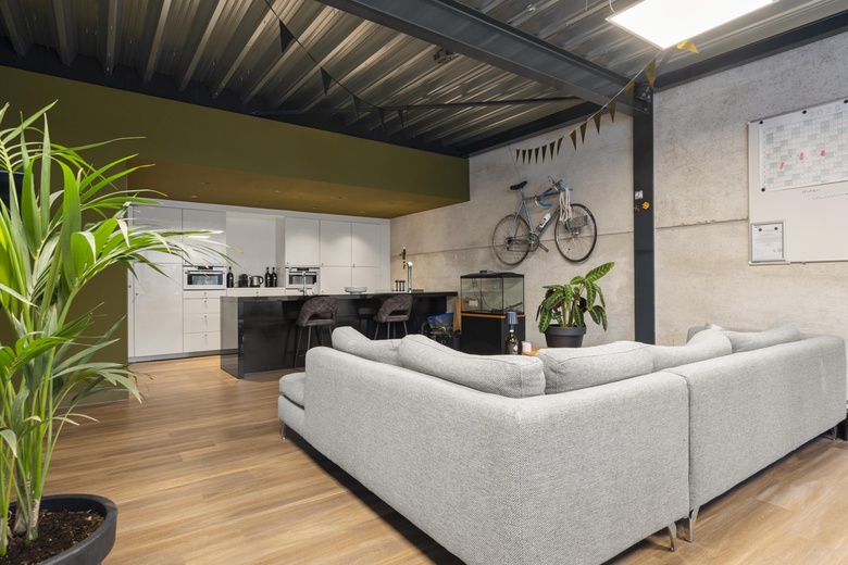 BedrijfsruimteaanIndustrieweg Oost 9<br/> inElst