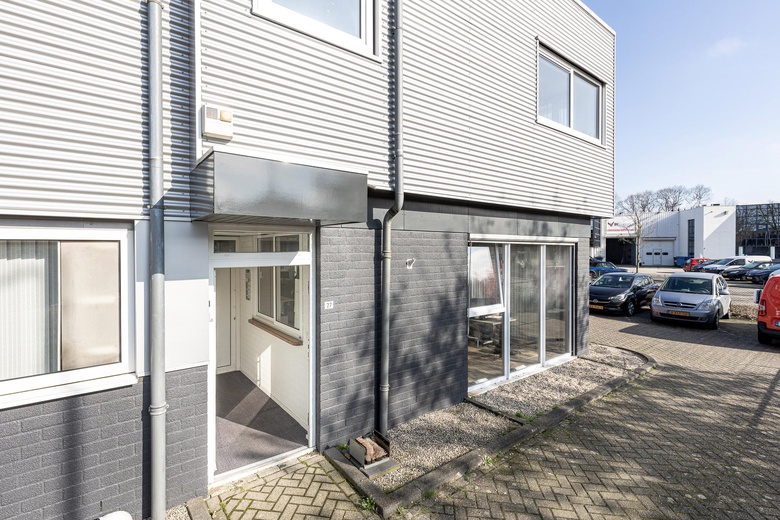 Bedrijfsruimteaande Maas 25 - 27<br/> inBest