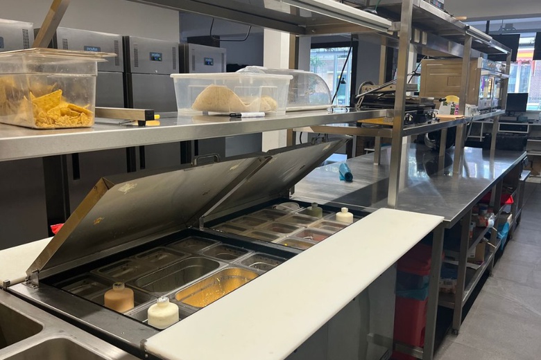 HorecaaanToulonselaan 12<br/> inDordrecht