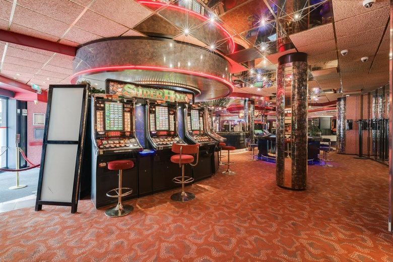 WinkelruimteaanMarkthoek 103<br/> inWinterswijk WinkelruimteaanMarkthoek 103<br/> inWinterswijk