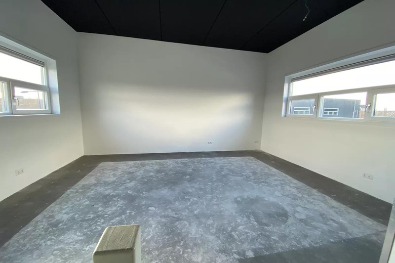 Bekijk foto 1 van Rostockweg 9