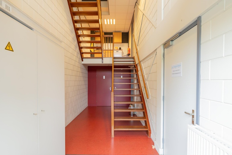 KantoorruimteaanVeenderveld 76<br/> inRoelofarendsveen KantoorruimteaanVeenderveld 76<br/> inRoelofarendsveen