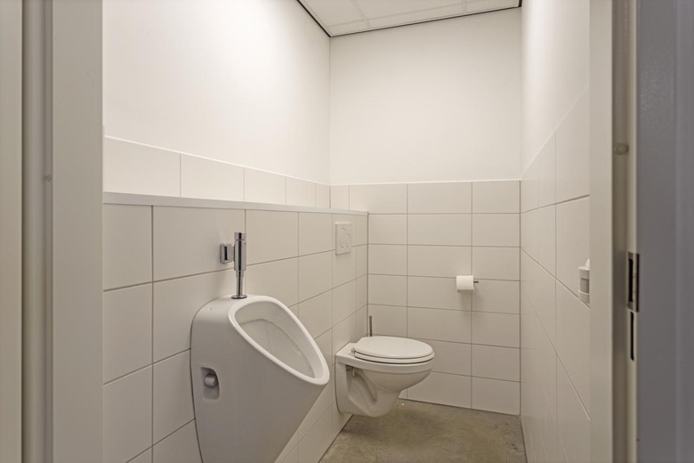 BedrijfsruimteaanDaniëlsweg 16<br/> inHeinkensand