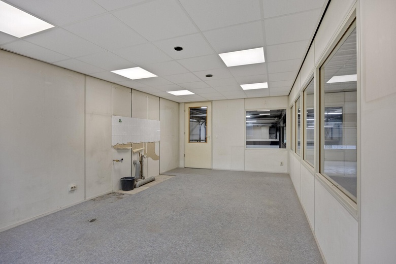 BedrijfsruimteaanThomas Edisonweg 59 - 61<br/> inDrunen BedrijfsruimteaanThomas Edisonweg 59 - 61<br/> inDrunen