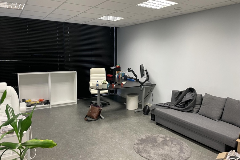 KantoorruimteaanDorpstraat 120<br/> inWaddinxveen