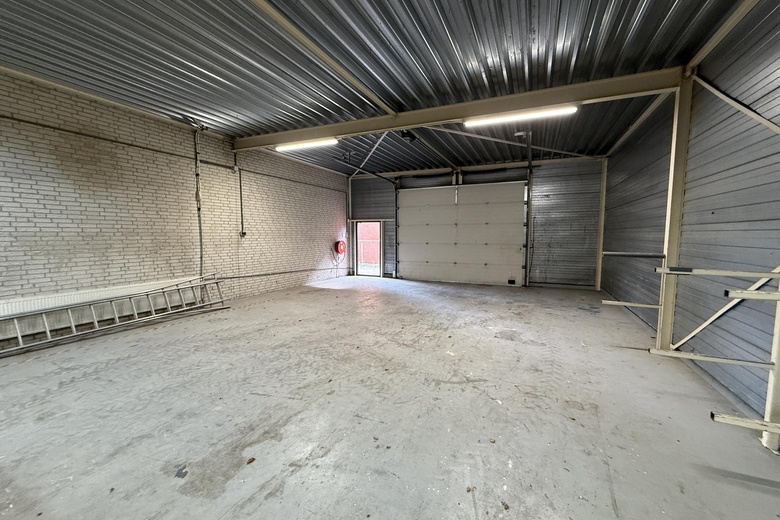 BedrijfsruimteaanGrotenoord 5<br/> inHendrik-Ido-Ambacht BedrijfsruimteaanGrotenoord 5<br/> inHendrik-Ido-Ambacht