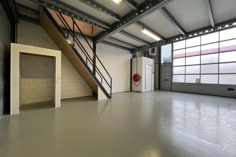 BedrijfsruimteaanZwolseweg 38<br/> inBarendrecht