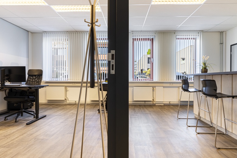 BedrijfsruimteaanAmbachtweg 17<br/> inMoordrecht