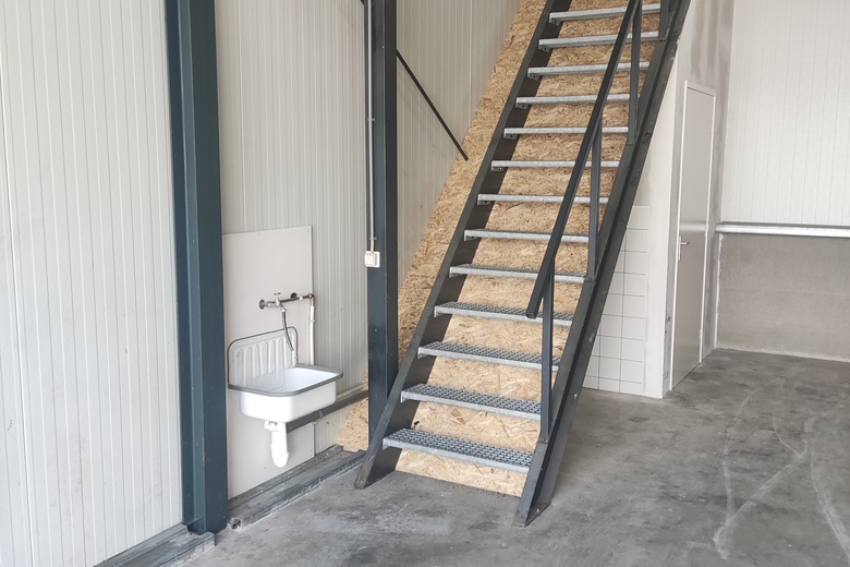 Bedrijfsruimteaanproductieweg 10<br/> inMijdrecht