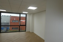 Bekijk foto 6 van John F. Kennedylaan 42