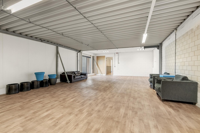 KantoorruimteaanNeonstraat 20<br/> inEde KantoorruimteaanNeonstraat 20<br/> inEde