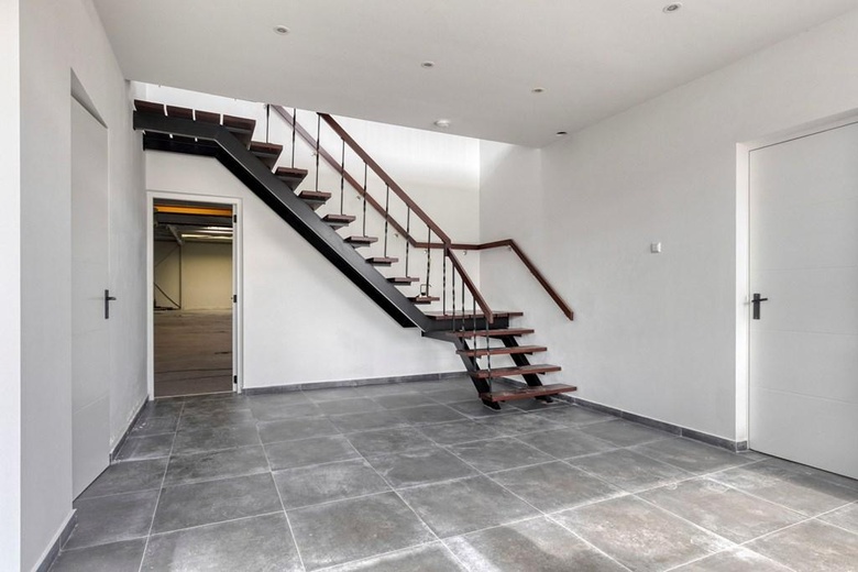 BedrijfsruimteaanMarconistraat 20<br/> inVlaardingen BedrijfsruimteaanMarconistraat 20<br/> inVlaardingen