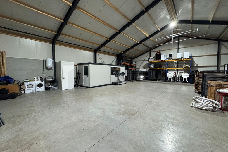 BedrijfsruimteaanDopheiweg 1<br/> inHeeswijk