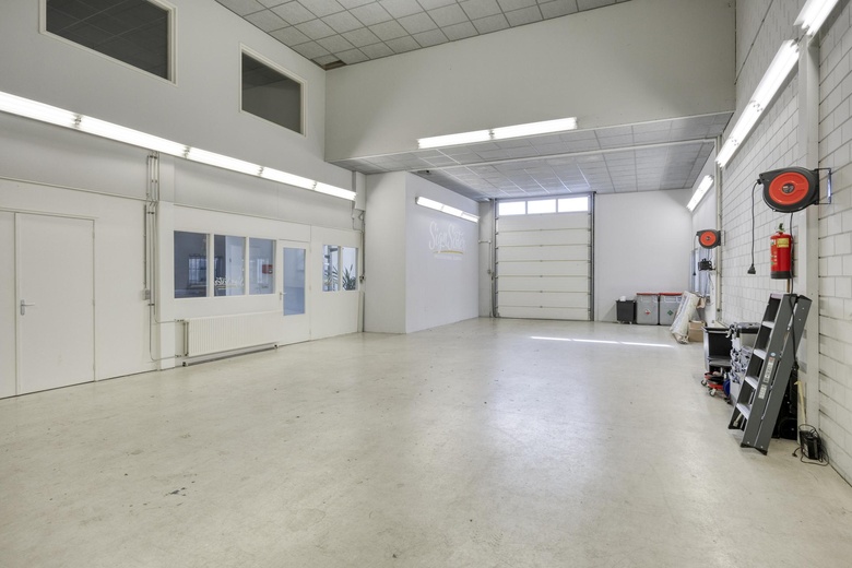 BedrijfsruimteaanTinus van der Sijdestraat 7<br/> inSprang