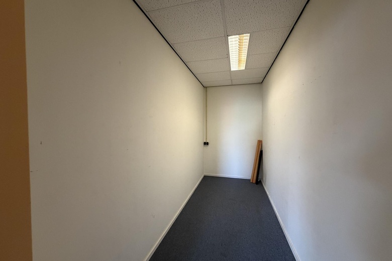 BedrijfsruimteaanNijverheidstraat 24 a<br/> inEdam