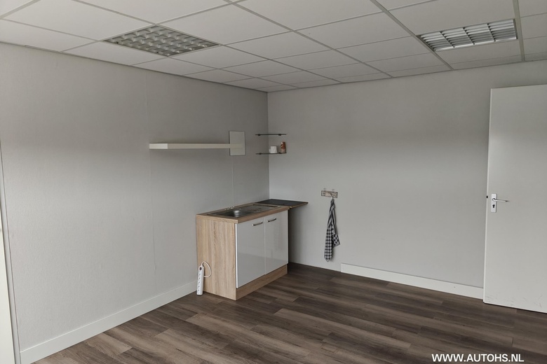 BedrijfsruimteaanConstructieweg 3 01<br/> inHolten BedrijfsruimteaanConstructieweg 3 01<br/> inHolten