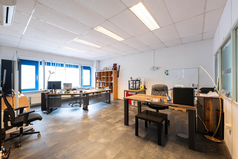 BedrijfsruimteaanNachtschadestraat 16<br/> inRotterdam