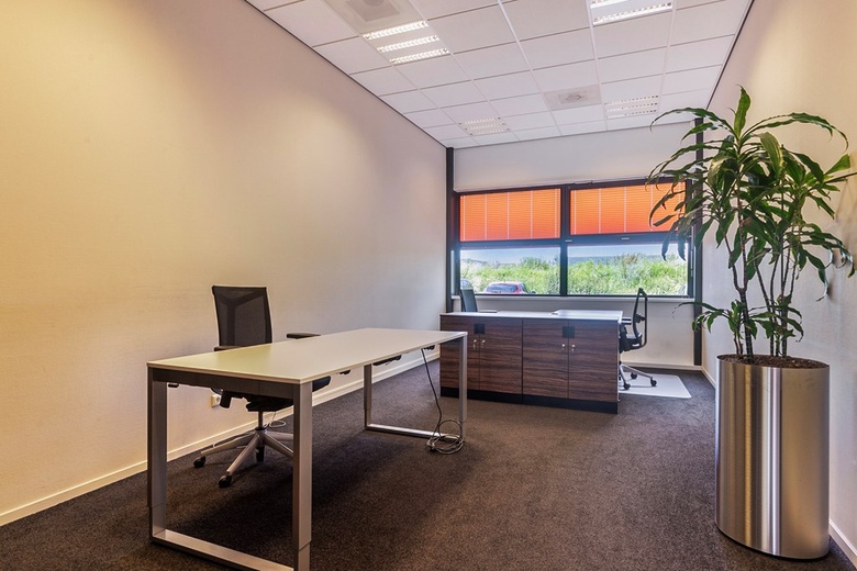 KantoorruimteaanPlatinaweg 6<br/> inEmmeloord