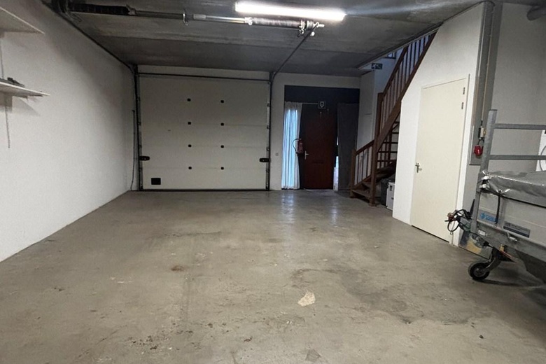 BedrijfsruimteaanCommunicatielaan 5 M<br/> inTerneuzen