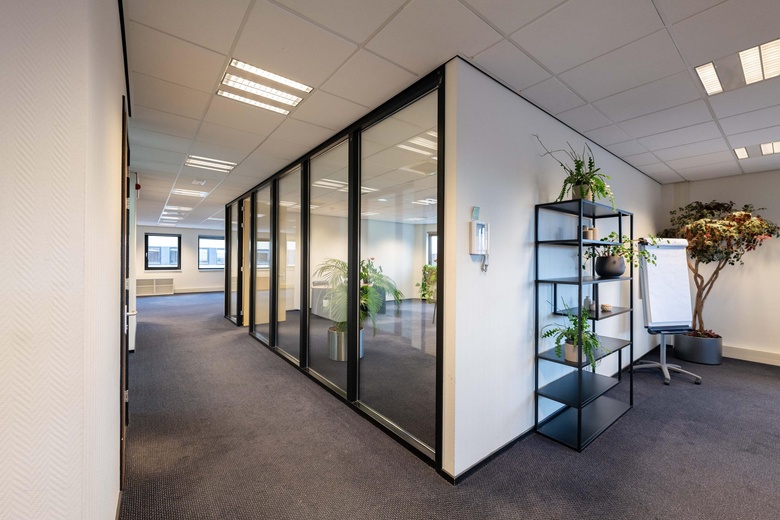 KantoorruimteaanSpoorhaven 76<br/> inBerkel en Rodenrijs