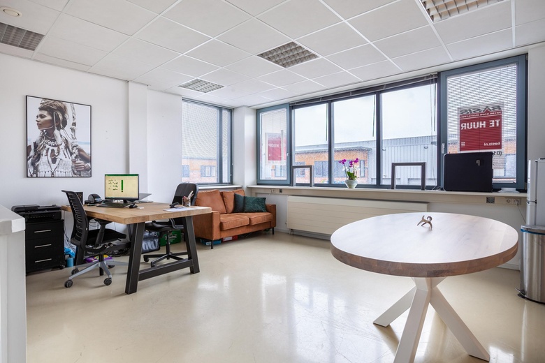 BedrijfsruimteaanZuidbaan 514<br/> inMoordrecht BedrijfsruimteaanZuidbaan 514<br/> inMoordrecht