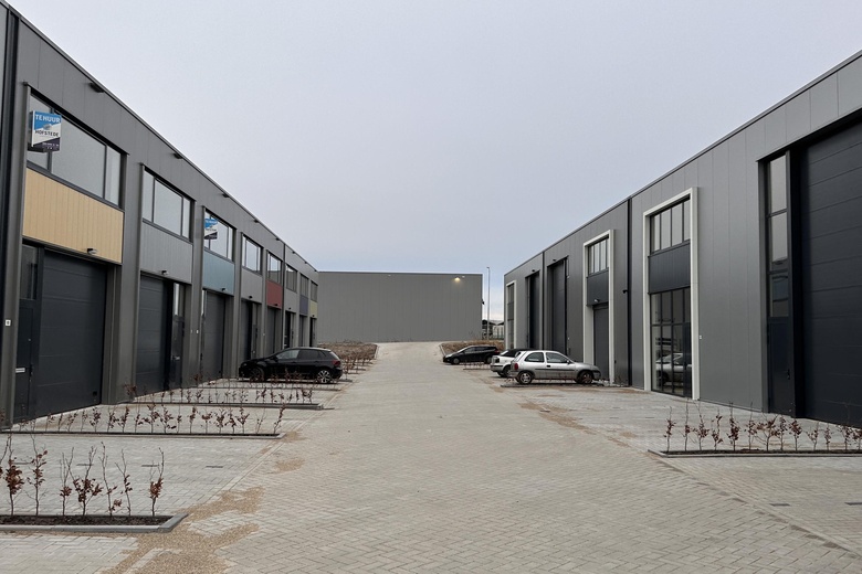 BedrijfsruimteaanNewtonstraat 86<br/> inTiel