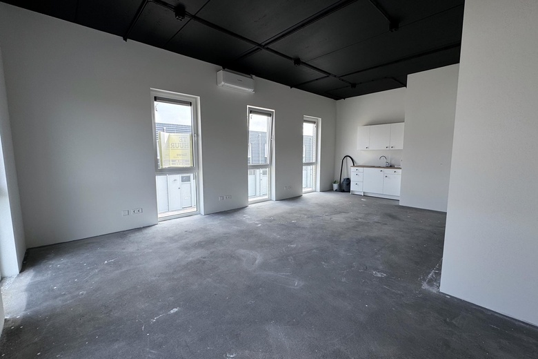 BedrijfsruimteaanPascallaan 22 M<br/> inLelystad BedrijfsruimteaanPascallaan 22 M<br/> inLelystad