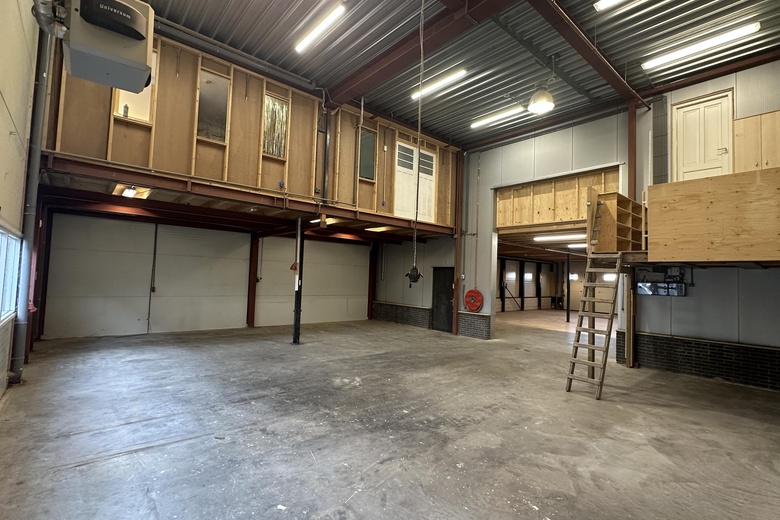 BedrijfsruimteaanJan Tinbergenstraat 19<br/> inReeuwijk BedrijfsruimteaanJan Tinbergenstraat 19<br/> inReeuwijk
