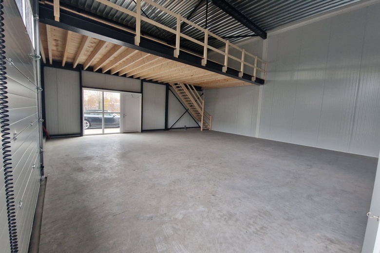 Bedrijfsruimteaanindustrieweg 2-20<br/> inMeppel