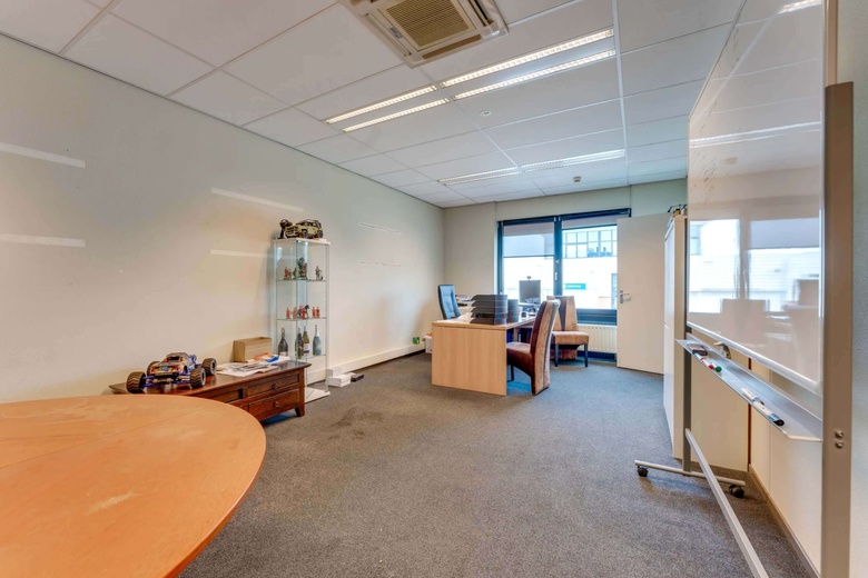 BedrijfsruimteaanModemweg 21<br/> inAmersfoort