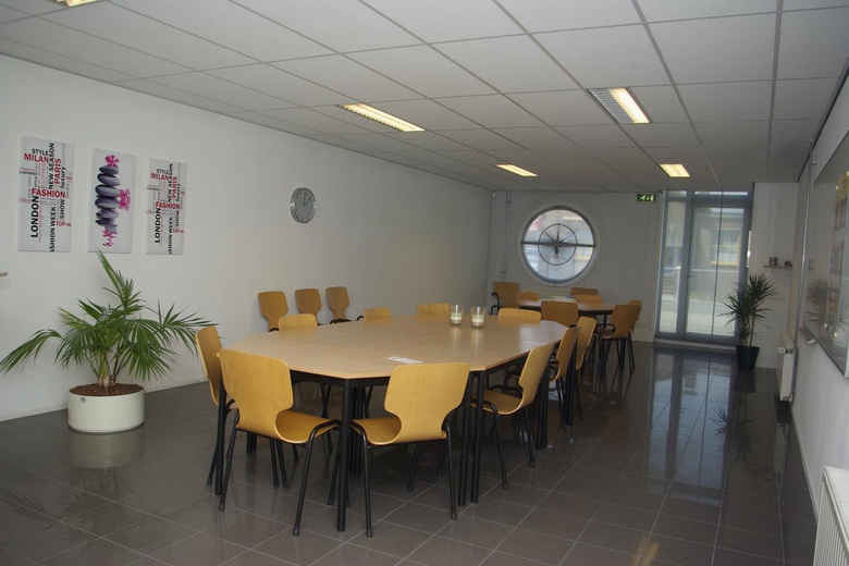 KantoorruimteaanIndustrieweg 94<br/> inZutphen KantoorruimteaanIndustrieweg 94<br/> inZutphen