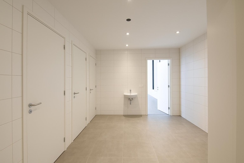 BedrijfsruimteaanWestknollendam 77 A<br/> inWestknollendam