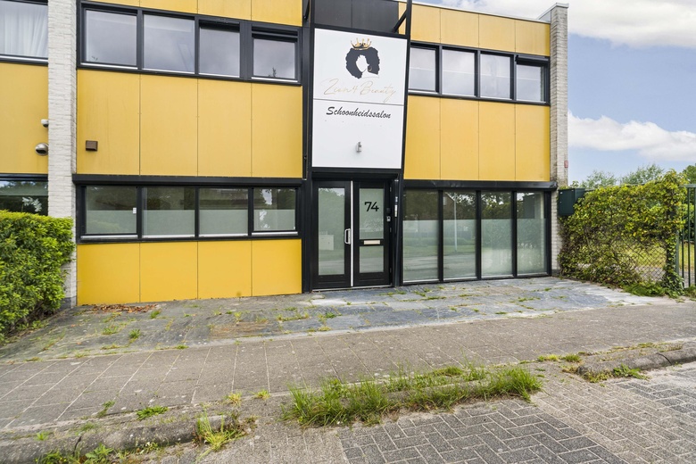BedrijfsruimteaanOperetteweg 74<br/> inAlmere
