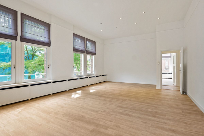 KantoorruimteaanDe Lairessestraat 40 1<br/> inAmsterdam